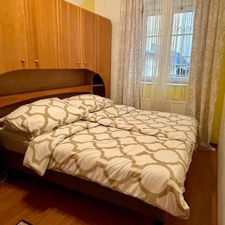Gemutliche Wohnung Mit Super Lage فيينا المظهر الخارجي الصورة
