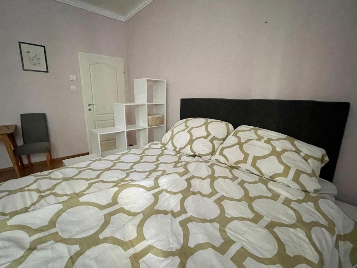 Gemutliche Wohnung Mit Super Lage فيينا المظهر الخارجي الصورة